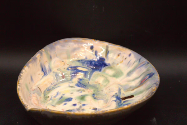 Rainbow Oyster Trinket Plate - Image 3